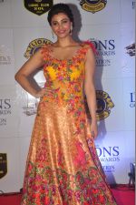 Daisy Shah at the 21st Lions Gold Awards 2015 in Mumbai on 6th Jan 2015